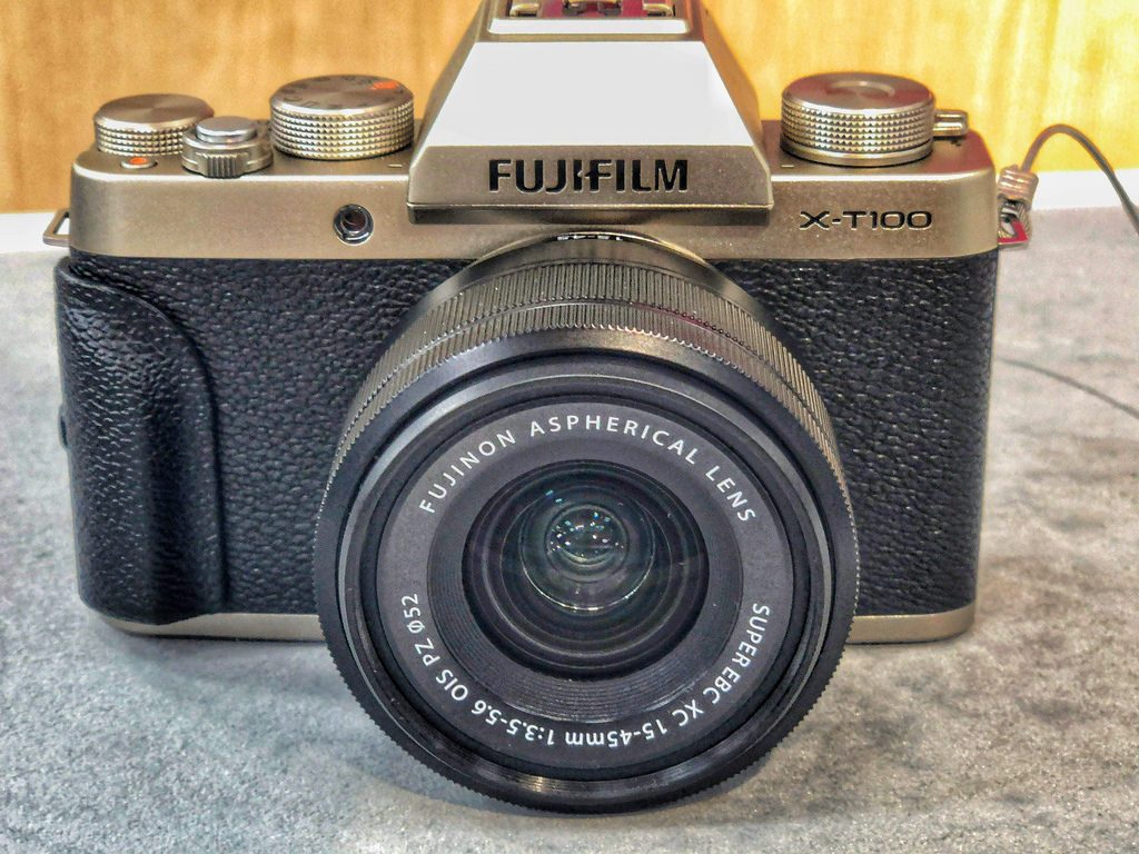 FUJIFILM X-T100，触ってきたよ。