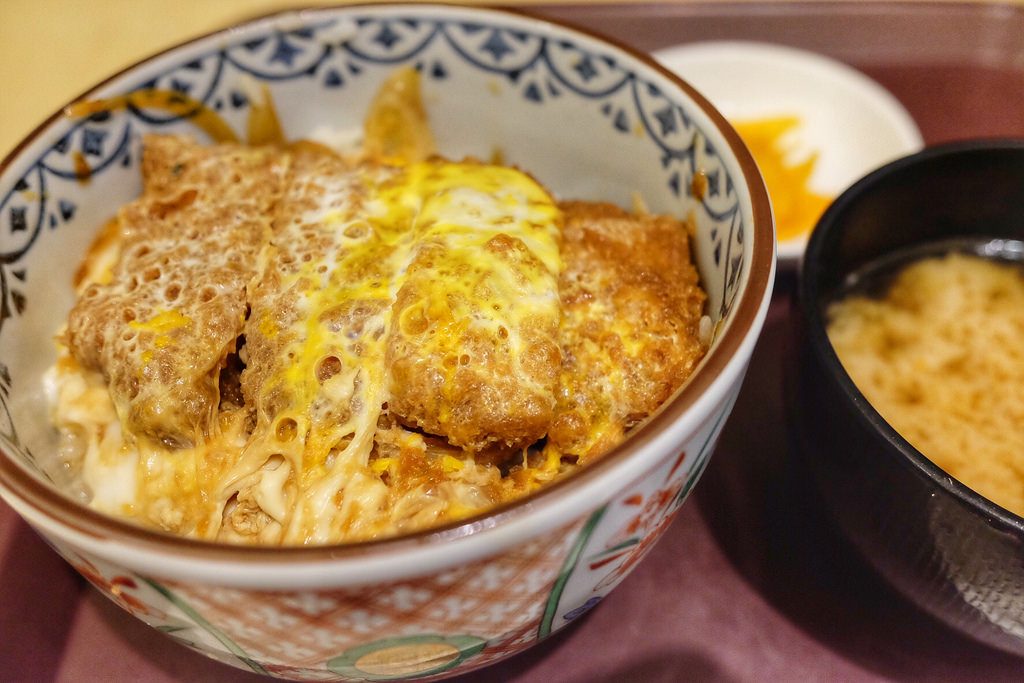 料理を美味しく綺麗に撮影するためのレッスン　その１４「HDRモードを使おう」