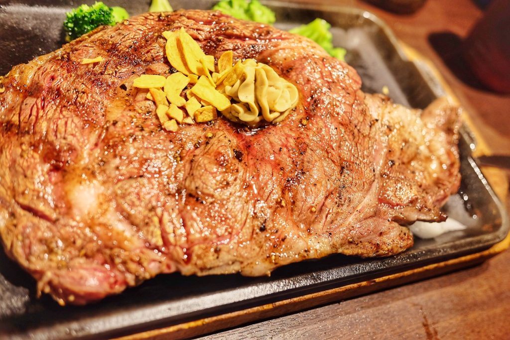 いきなりステーキ300号店達成記念！「リブ3種類が特別1円/g引き」